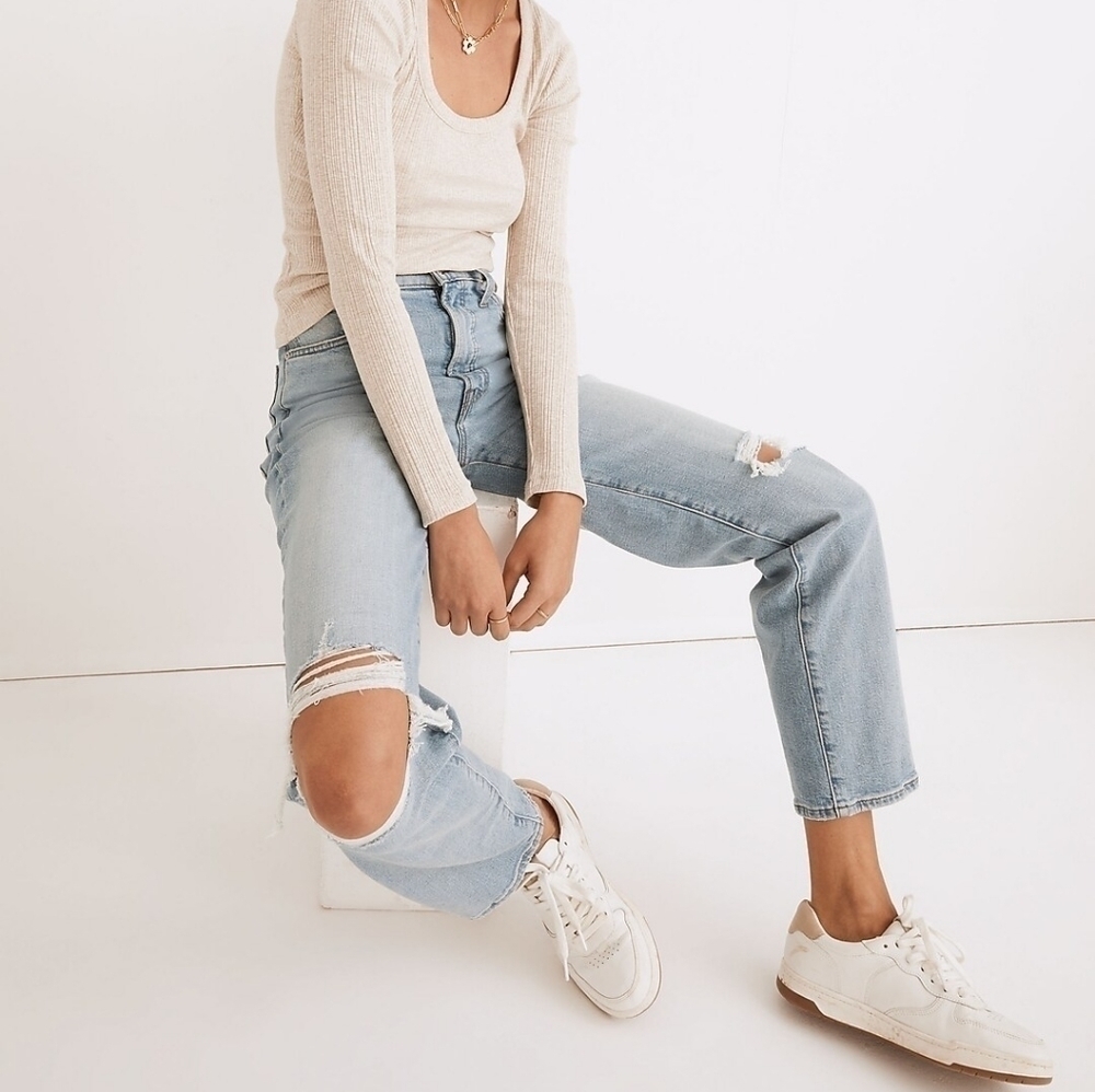Madewell Danby Wash Knee-Rip Perfect Vintage Straight High-Waisted Jeans…